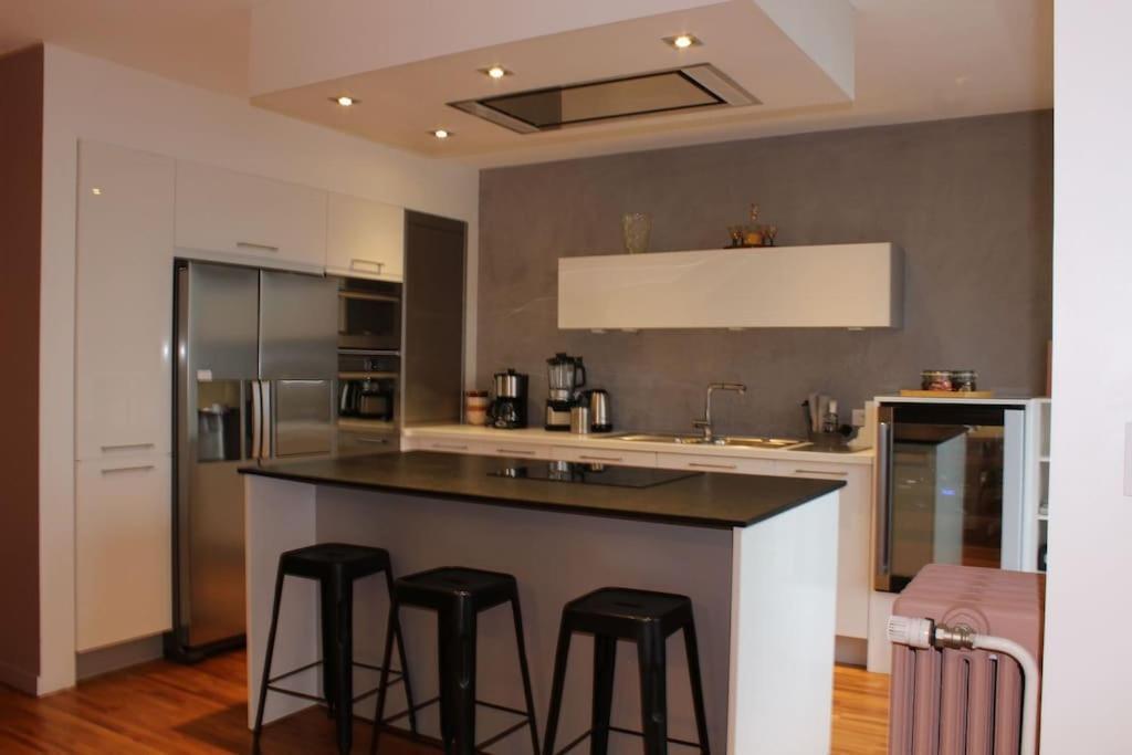 Le Jane : Centre Ville, Garage, Balcon Анси Екстериор снимка